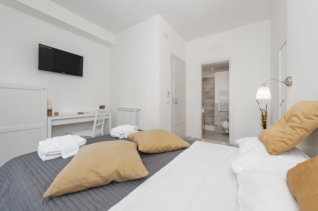 Hotel De Guestibus Roma Esterno foto