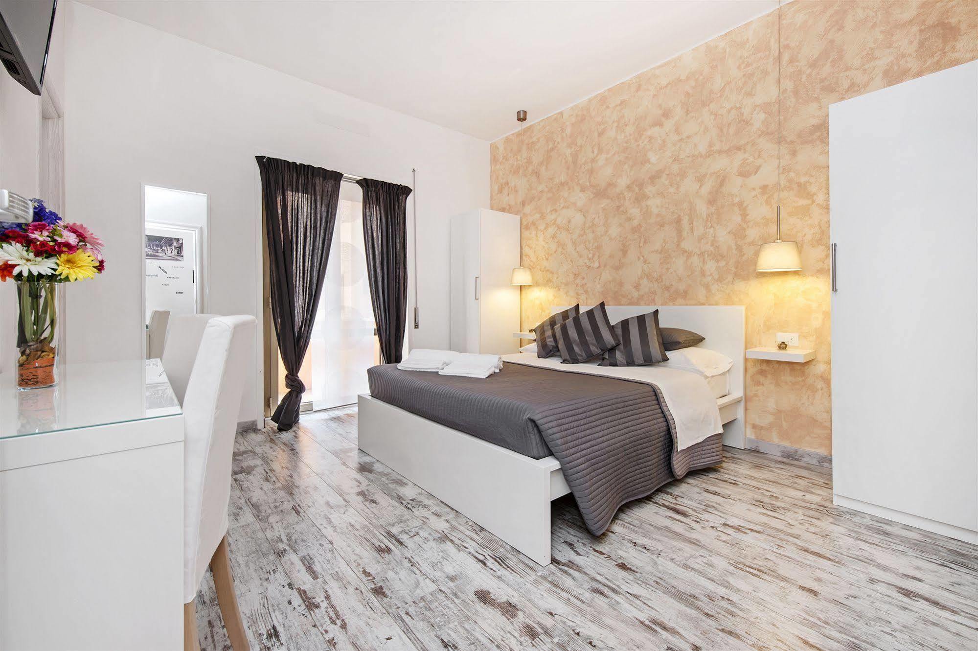 Hotel De Guestibus Roma Esterno foto